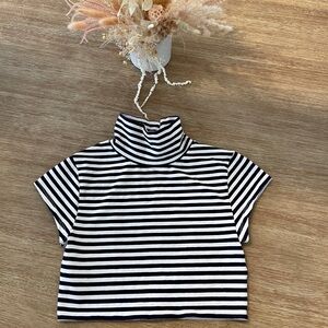 ASOS crop top size 4